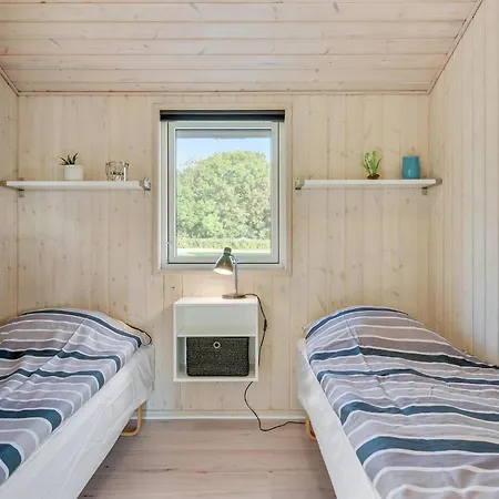 Pet Friendly In Sydals With Wifi Mommark